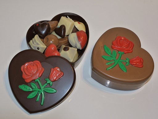 Bonbonnière Coeur, vide 9€ ou garnie 15€
