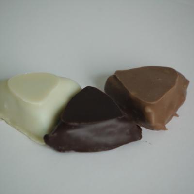 Pâte d'amande aromatisée pistache, Trio
